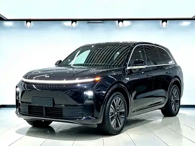 Li Auto L6 2024