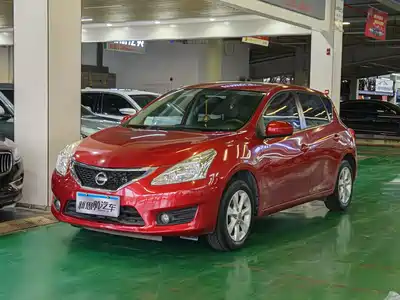 Nissan Tiida 2014