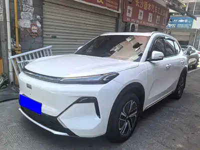 Geely Galaxy Starship 7 EM-i 2025