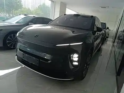 NIO ES8 2024