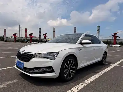 Škoda Superb 2023