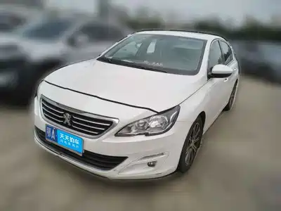 Peugeot 408 2015