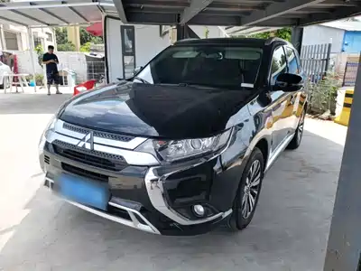 Mitsubishi Outlander 2021