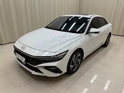 Hyundai Elantra 2024
