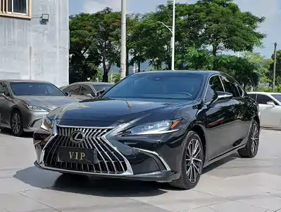 Lexus ES 2024