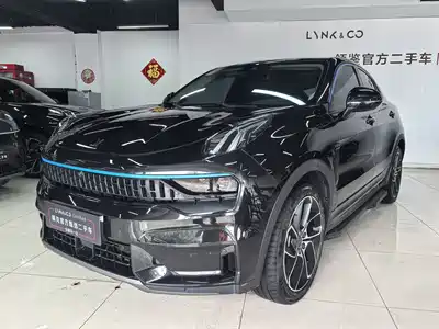 Lynk & Co 05 2022