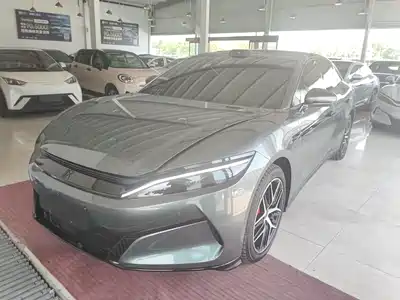 BYD Han L 2025