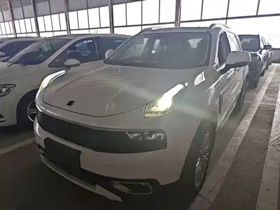 Lynk & Co 01 2018