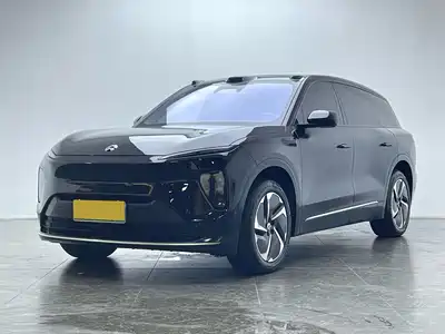 NIO ES8 2024