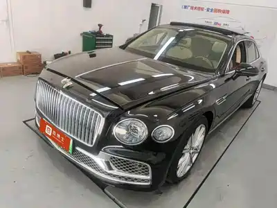 Bentley Flying Spur Plug-in Hybrid 2023