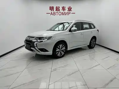 Mitsubishi Outlander 2022