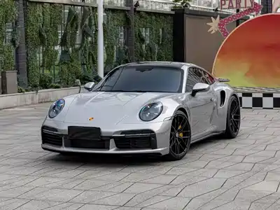 Porsche 911 2023