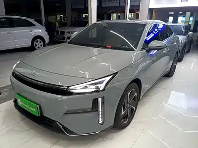 Geely Galaxy L6 2023