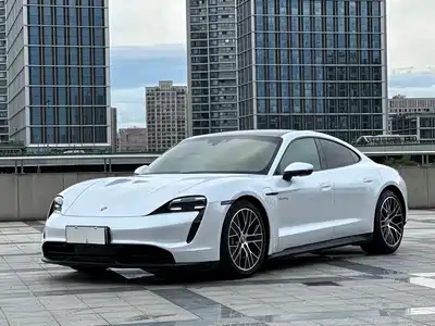 Porsche Taycan 2021