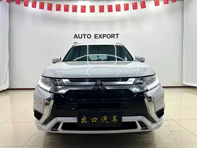 Mitsubishi Outlander 2022