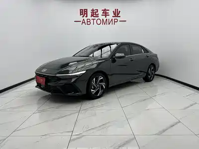Hyundai Elantra 2023