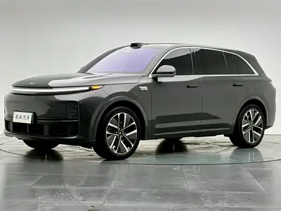 Li Auto L7 2025