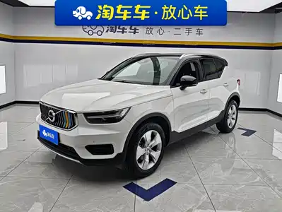 Volvo XC40 2021