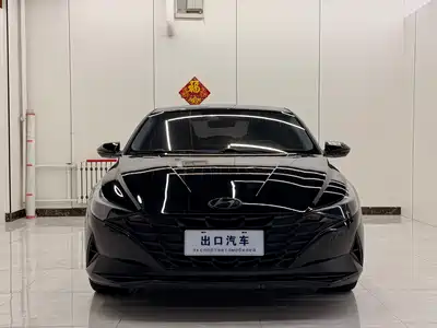 Hyundai Elantra 2022