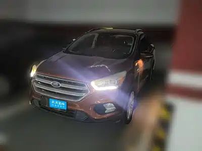 Ford Kuga 2016