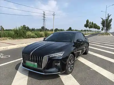 Hongqi H5 PHEV 2025