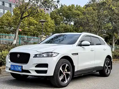 Jaguar F-PACE 2021