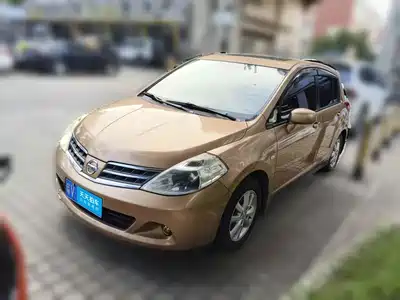 Nissan Tiida 2011