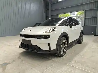 Lynk & Co 06 2023