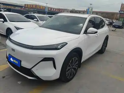 Geely Galaxy Starship 7 EM-i 2025