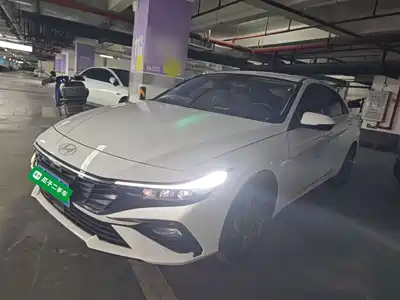 Hyundai Elantra 2024