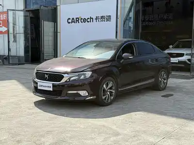 DS 5LS 2015