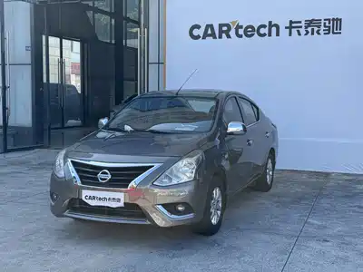 Nissan Sunny 2015