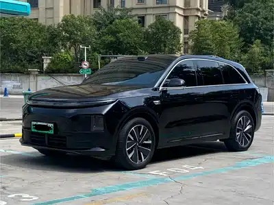 Li Auto L6 2025