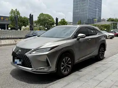 Lexus RX 2022