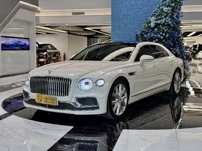 Bentley Flying Spur Plug-in Hybrid 2023