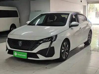 Peugeot 408 2022