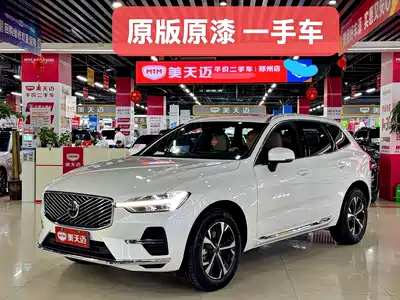 Volvo XC60 2025