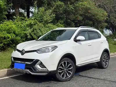MG Roewe RX5 2015
