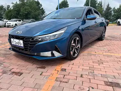 Hyundai Elantra 2022