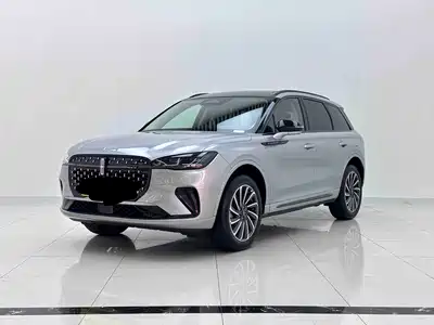 Lincoln Adventurer 2024