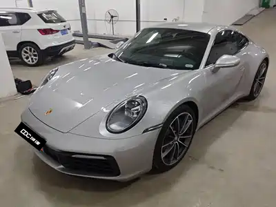 Porsche 911 2023
