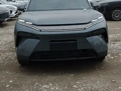 BYD Tang L 2026