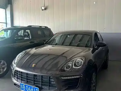 Porsche Macan 2015