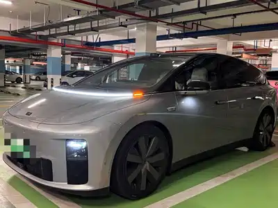 Li Auto i6 2025