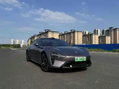 Xiaomi Auto SU7 2024