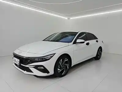 Hyundai Elantra 2024