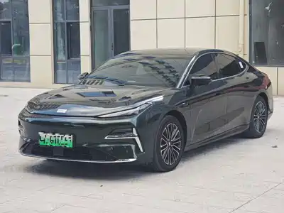 Geely Galaxy Xingyao 8 2025