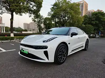 ZEEKR 001 2024