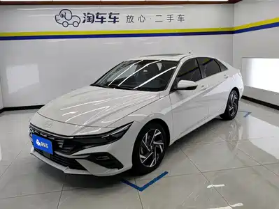 Hyundai Elantra 2024