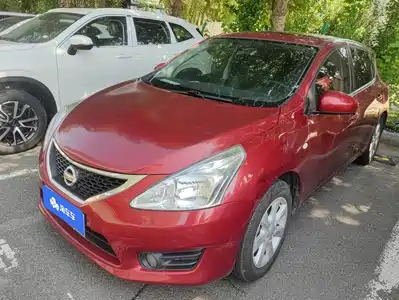 Nissan Tiida 2012